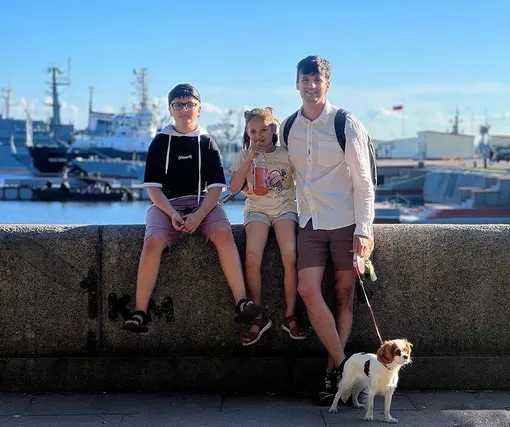 Дмитрий Колдун с детьми Яном и Алисой фото
