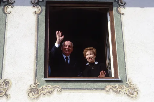 Михаил Горбачев с женой Раисой. Архивное фото