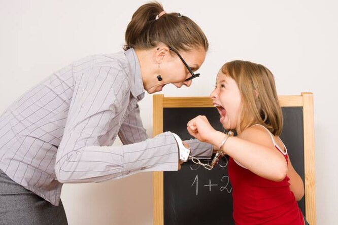 Может ли учитель кричать на ребенка?