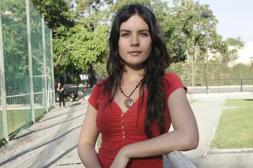 Камила Вальехо: как студентка из Чили повлияла на политику в Европе