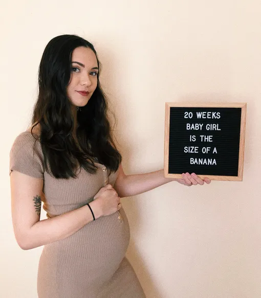 живот на 20 неделе беременности