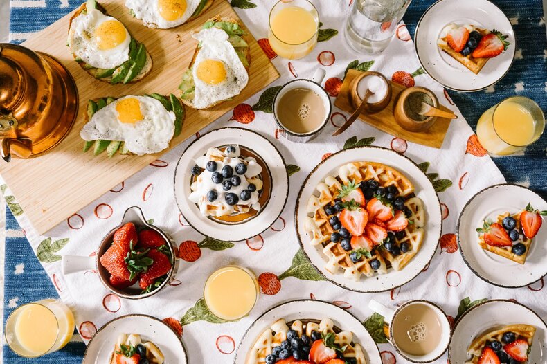 5 рецептов полезных завтраков, которые обойдутся меньше, чем в сто рублей