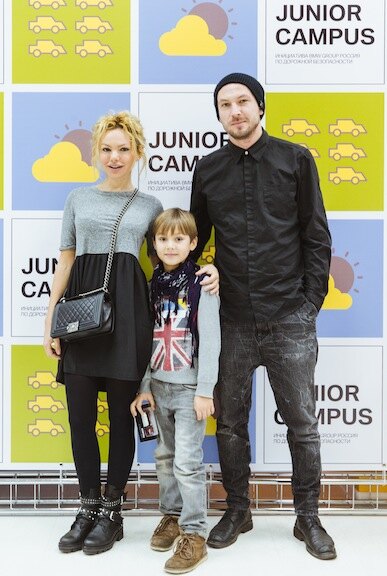Маша Цигаль с мужем и сыном