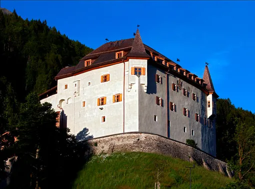 Средневековый замок Ленгберг