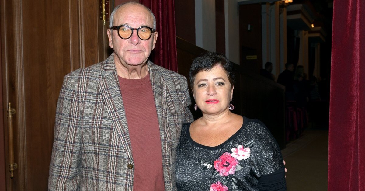 Ксения румянцева дочь виторгана фото 79-летний Эммануил Виторган и его 57-летняя супруга показали годовалую дочь