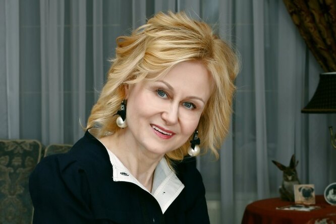 «Почему у меня нет такого мужа, как у подруги?» Дарья Донцова объяснила, как перестать завидовать и начать жить «Почему у меня нет такого мужа, как у подруги?» Дарья Донцова объяснила, как перестать завидовать и начать жить
