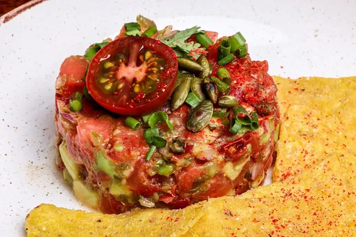 Tartar de tomate из меню мексиканского бара Michelada