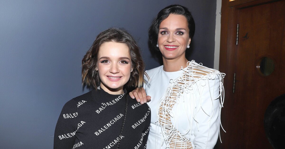 Сколько лет дочке славы певицы. Антонина сланевская дочь славы. Старшая дочь певицы славы. Сколько лет дочке славы певицы. Певица слава 2021.