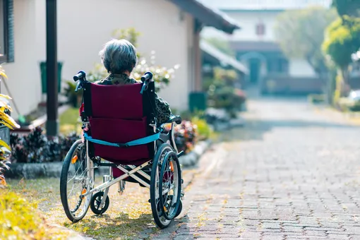 Около 50 миллионов пожилых людей во всем мире живут с деменцией