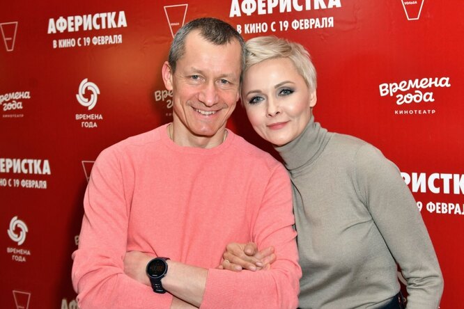 «Мы шли к этому почти 8 лет»: Дарья Повереннова вышла замуж за Андрея Шаронова