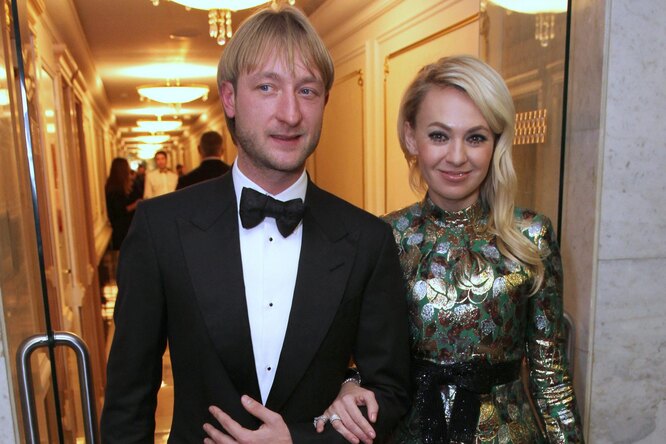«Сашка-первоклашка!» Сын Яны Рудковской и Евгения Плющенко пошел в школу «Сашка-первоклашка!» Сын Яны Рудковской и Евгения Плющенко пошел в школу