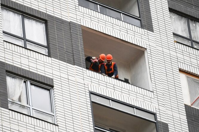 Ремонт в квартире в новостройке с «черновой отделкой», шаг 4: да будет свет