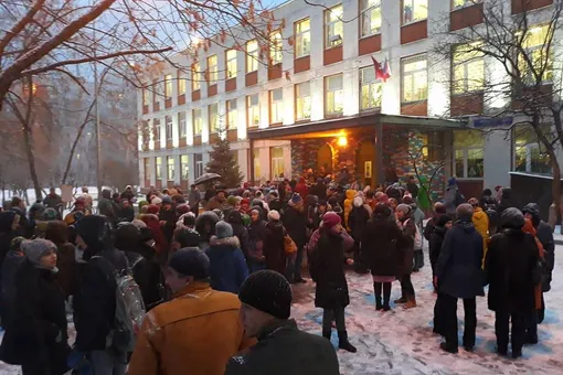 Конфликт в школе Тубельского: директор подал заявление об уходе