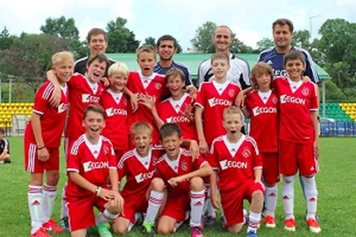 Летняя смена Ajax Camps – голландского футбольного лагеря в России