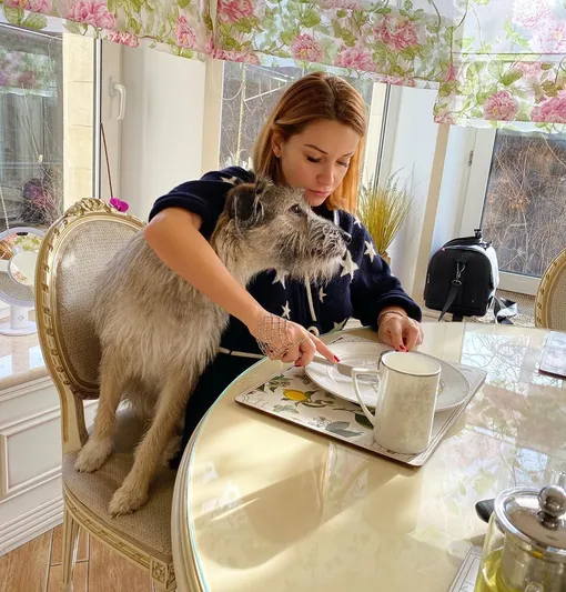 Ольга Орлова с собакой
