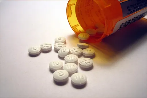Опасные привычные лекарства: проверьте свою аптечку, эти лекарства могут вам навредить
