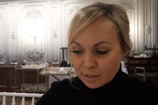 Мать убитой в Саратове девочки призвала сделать подходы к школам безопасными Мать убитой в Саратове девочки призвала сделать подходы к школам безопасными