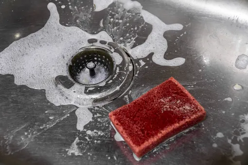 Как отмыть кухонную мойку от жира фото