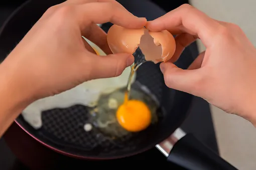 Что я делаю не так? 10 типичных ошибок при приготовлении яиц