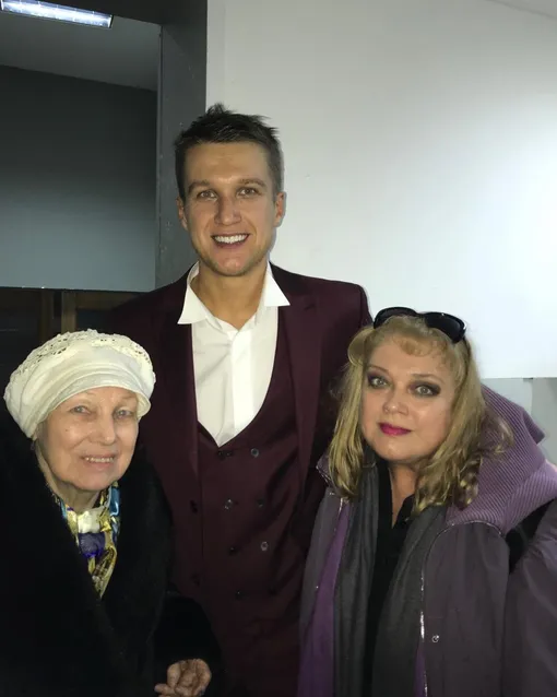 Любовь Руденко с матерью и сыном Анатолием