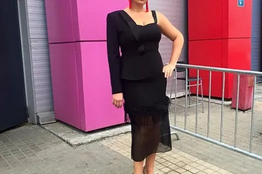 Екатерина Скулкина из Comedy Woman похудела и сменила цвет волос