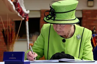 Таинственное письмо королевы Елизаветы II: почему его не вскрывают?