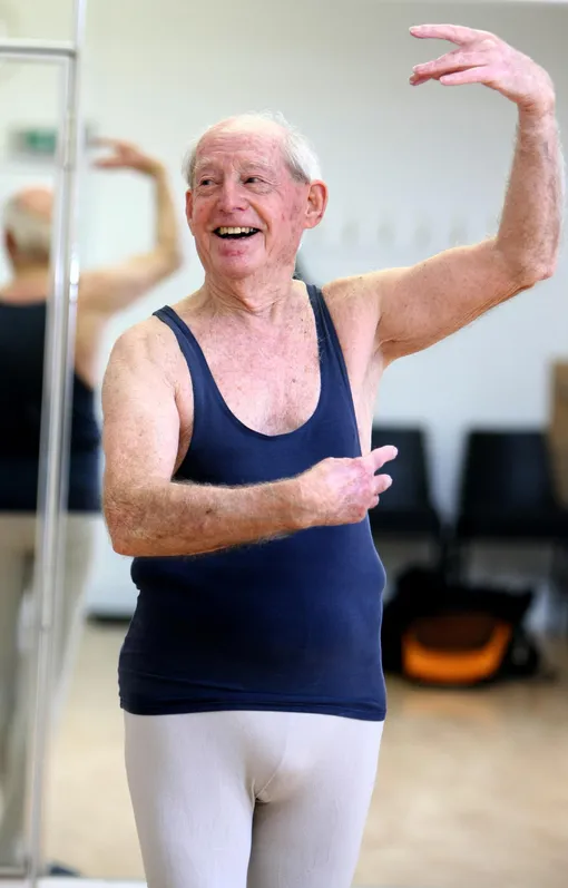 Джон Лоу, балет в 80 лет