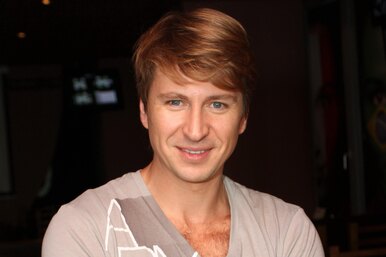 «Классный муж у жены»: Алексей Ягудин продемонстрировал обнаженный торс