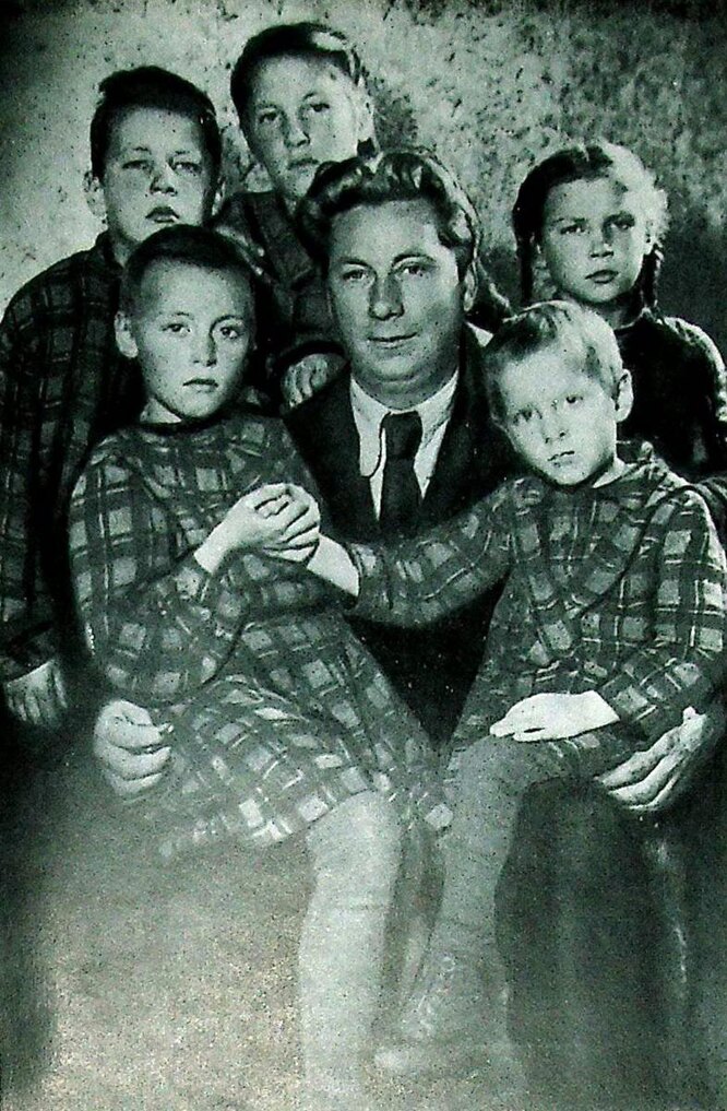 Василий меркурьев дети и внуки сейчас фото