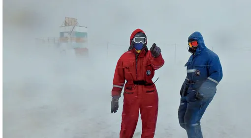Метель на первой российской антарктической станции Мирный