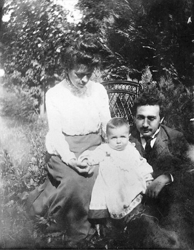Альберт Эйнштейн: биография, карьера в науке, фото, личная жизнь, первая жена Милева Марич