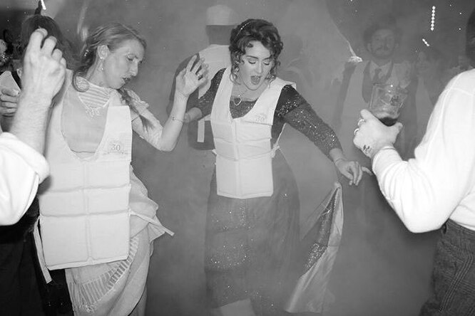 «Трагедия "Титаника" — не тема для вечеринки!» Поклонники осудили день рождения певицы Адель
