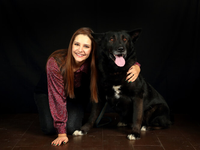 Ведущий «Пусть говорят» Дмитрий Борисов и Глафира Тарханова ищут дом для собак из приюта