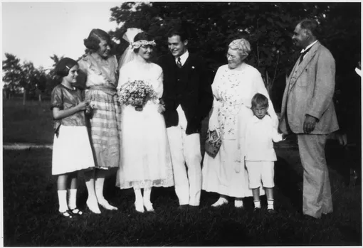 Эрнест Хемингуэй со своей первой женой Хэдли Ричардсон