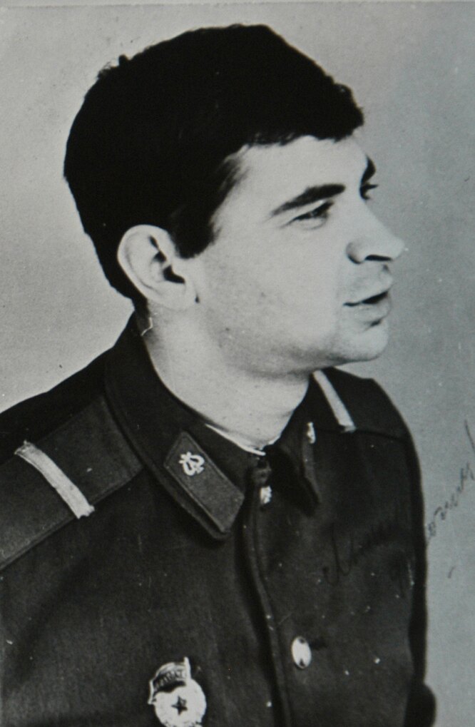 олейник в молодости