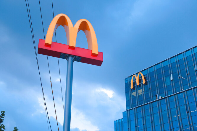 McDonald's продаёт бизнес сибирскому предпринимателю Александру Говору