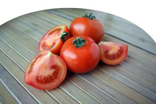 Калий делает помидоры сочными и вкусными