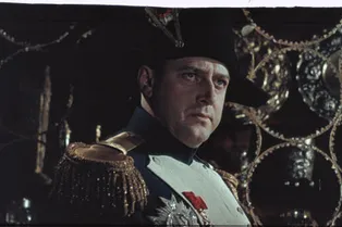 За что его обожали женщины? 6 фактов о «Наполеоне» Владиславе Стржельчике