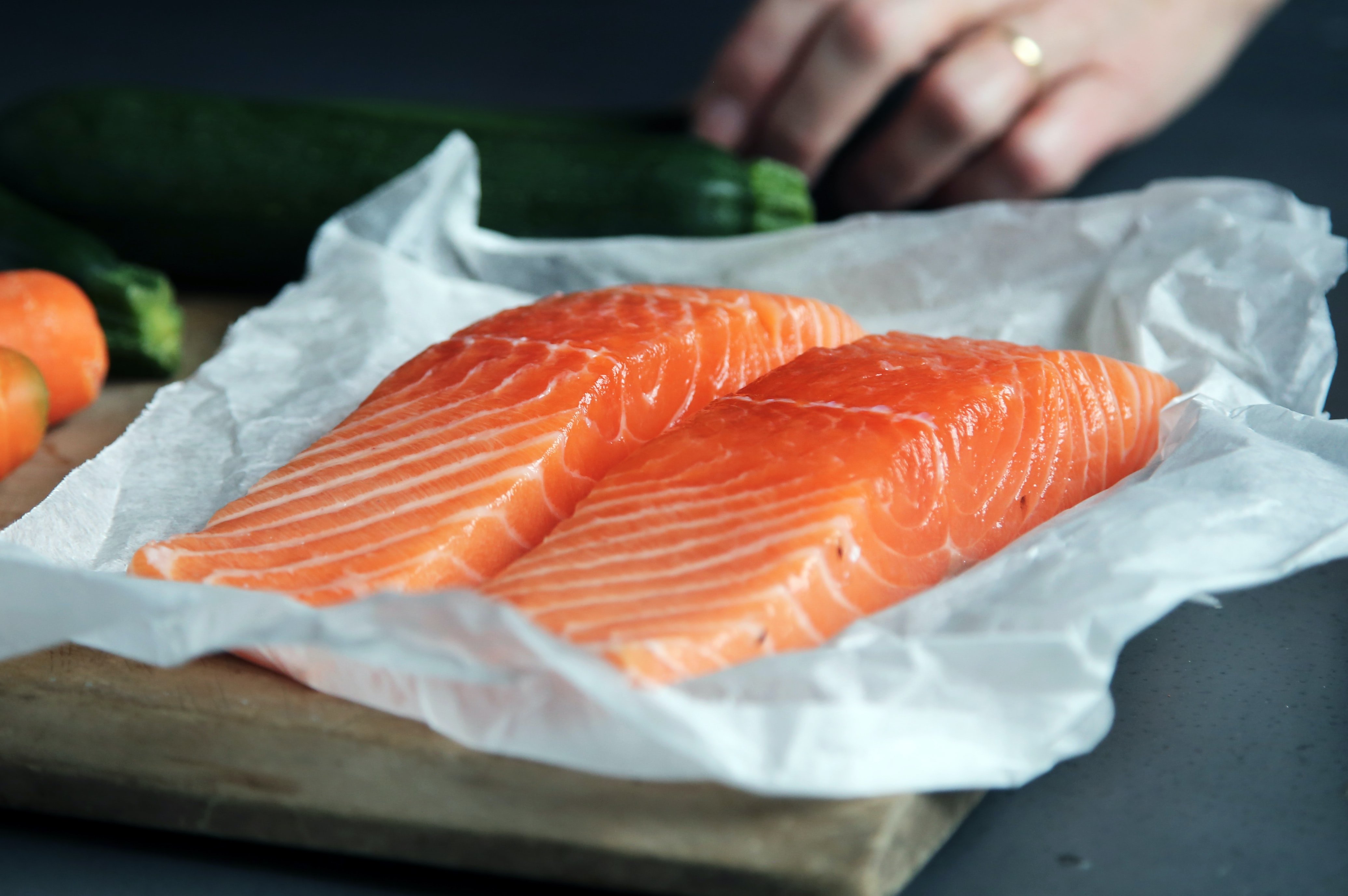 Сравнение кижуча и лосося: какой рыбы лучше выбрать?