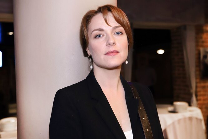 «Моё счастье выглядит так»: Светлана Антонова выложила фото с тремя детьми «Моё счастье выглядит так»: Светлана Антонова выложила фото с тремя детьми