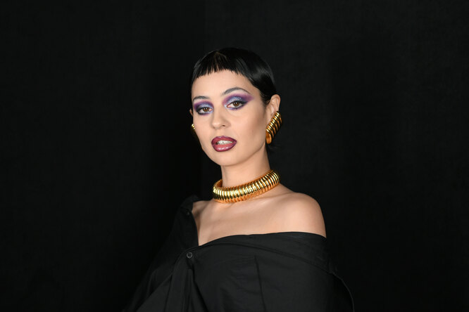 Макияж в стиле вамп: пробуем воссоздать самый драматичный образ Беллы Хадид