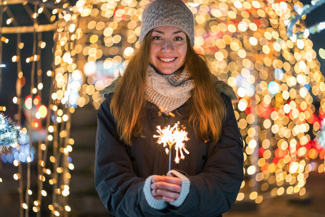 Как выбрать и правильно использовать бенгальские огни