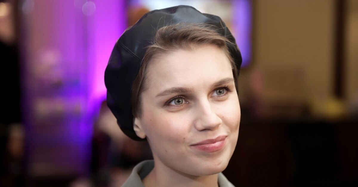 Дарья Мельникова впервые показала мужа Романа Набатова с новорожденным ребенком