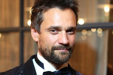 Учился на педиатра, дочери-близняшки: 7 фактов о Дмитрии Миллере