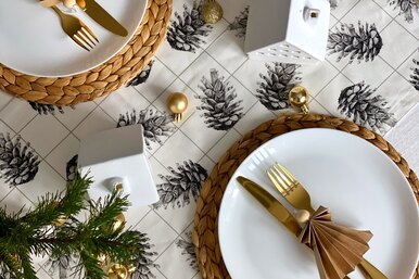 Еловая лапа, французский конверт: полный гид по новогодней сервировке стола от дизайнера