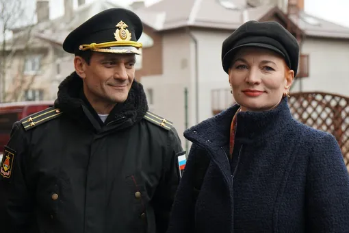 Адмирал, ты устал: особенности идеальной российской семьи в сериале «Андреевский флаг»