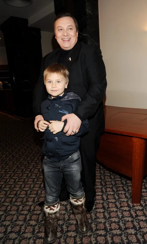 Андрей Разин с сыном