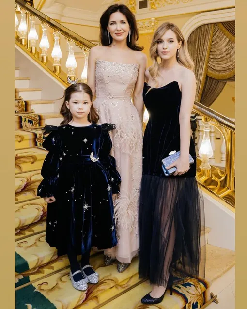 Екатерина Климова с дочерьми фото