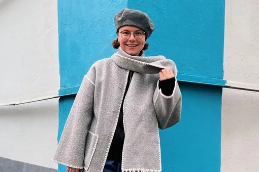 Яркие куртки и перчатки-митенки: 4 стильных осенних образа от Татьяны Брухуновой (фото)