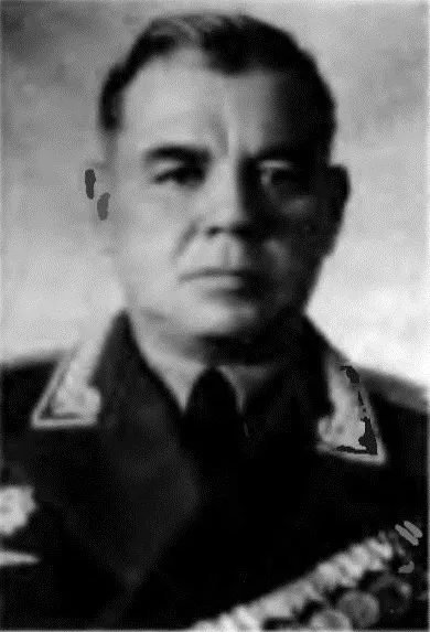 Генерал-майор авиации Владимир Иванович Изотов